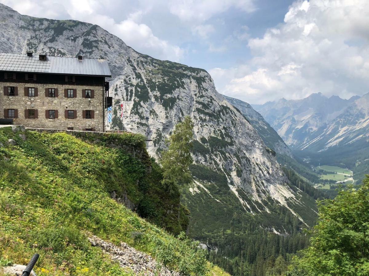 Karwendel Apartments Scharnitz Buitenkant foto